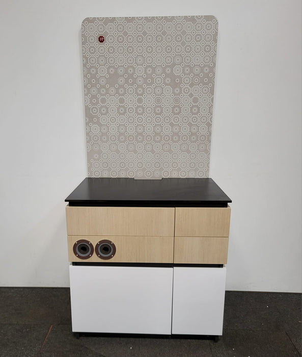 Onderkast, Douwe Egberts, Wit / berken, 90 x 66 x 90 /192 cm.