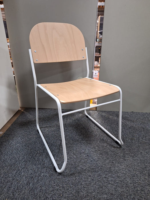 Nowystyl Vesta kantinestoel, licht eiken