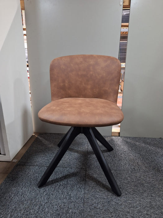Nowystyl vergaderstoel, bruin leder