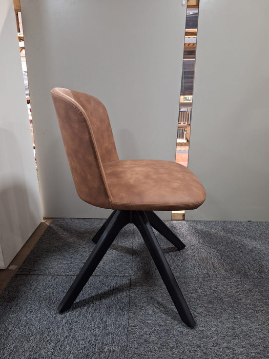 Nowystyl vergaderstoel, bruin leder