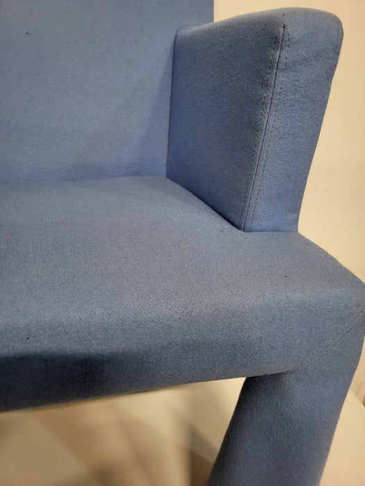 Moooi VIP chair fauteuil, lichtblauw, verrijdbaar