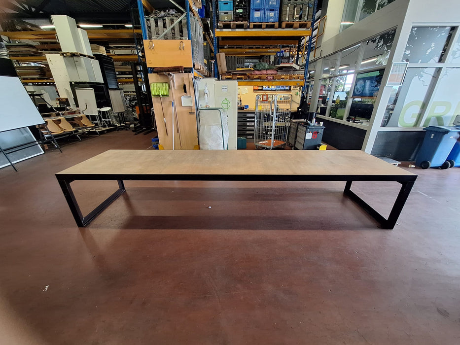 Solidesk vergadertafel, Eiken blad, 410 x 100 cm, vaste hoog