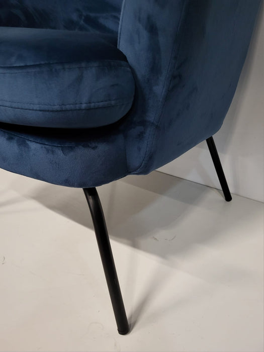 Fauteuil Jez,Velvet blauw, B x D x H 73 x 74 x 83 cm