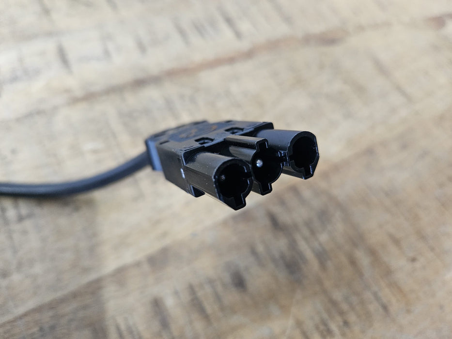 AH-Meyer inbouw stekkerdoos voor bureau, 19 x 13 cm