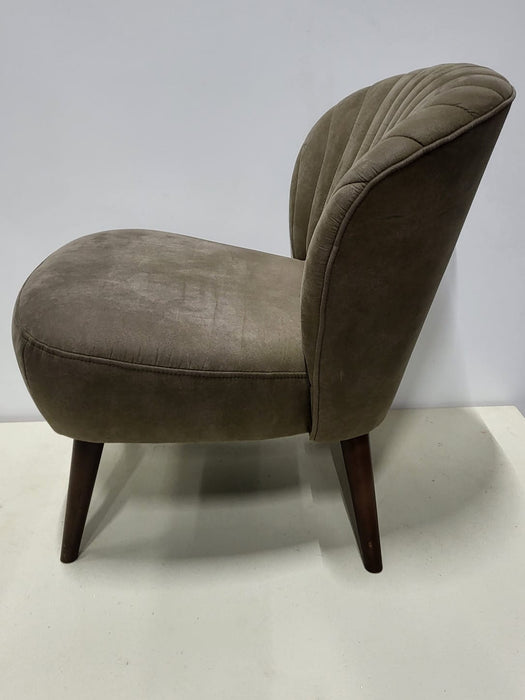 Fauteuil, taupe velvet, 56 x 70 x 72 cm, zithoogte 43 cm