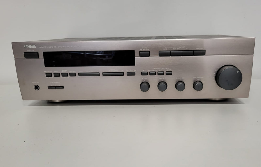 Yamaha RX-385 rds versterker, zilver, B x D x H 43 x 26 x 13
