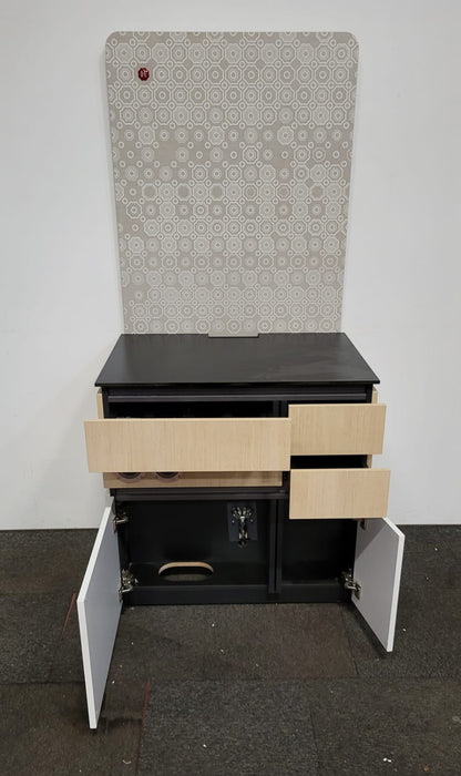 Onderkast, Douwe Egberts, Wit / berken, 90 x 66 x 90 /192 cm.
