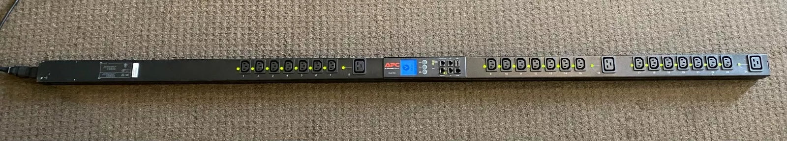 APC AP8959EU3 Rack, zwart, 5 x 5 x 179 cm.