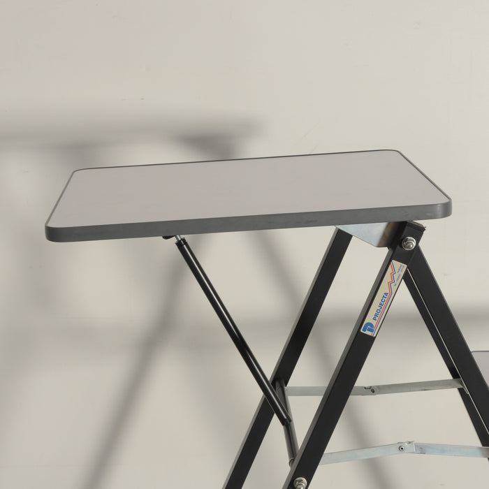 Projecta beamertafel / projectortafel, 114 cm hoog