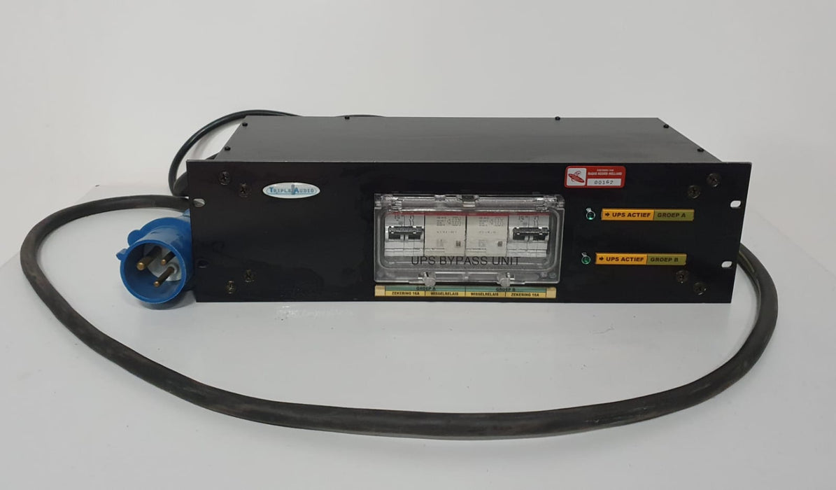 Triple Audio UPS bypass unit, 50 x 18 x 13 cm, zwart